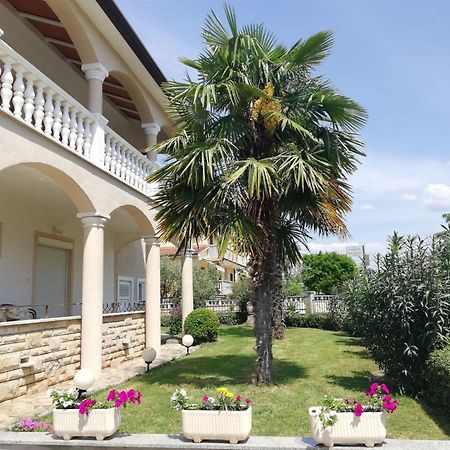 Apartments Rose Poreč Exterior foto